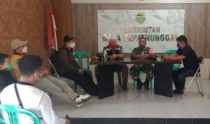 Diduga Salah Satu Warganya Meninggal Dunia Terpapar Covid -19, Kades Sepatnunggal Minta Gugus Tugas Kecamatan Laksanakan Sosialisasi