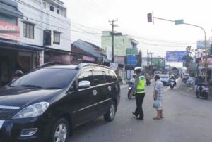 Antisipasi Laka Lantas, Polsek Singaparna Laksanakan Gatur Lalin