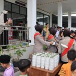 Polres Tasikmalaya Kota Gelar Jumat Keliling dan Jumat Berbagi di Masjid Al-Fatonah