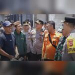 Kapolresta Bandung Bersama Dandim 0624 Tinjau Lokasi Terdampak Angin Puting Beliung