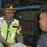 Giat Ramadhan, Polresta Cirebon Gelar Patroli Bangunkan Warga Santap Sahur