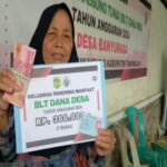 Pemdes Banyurasa Kembali Salurkan BLT DD Tahap I