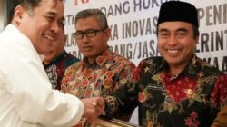 Pemda Kabupaten Tasikmalaya Terima Penghargaan Award Penanganan Pengaduan Terbaik