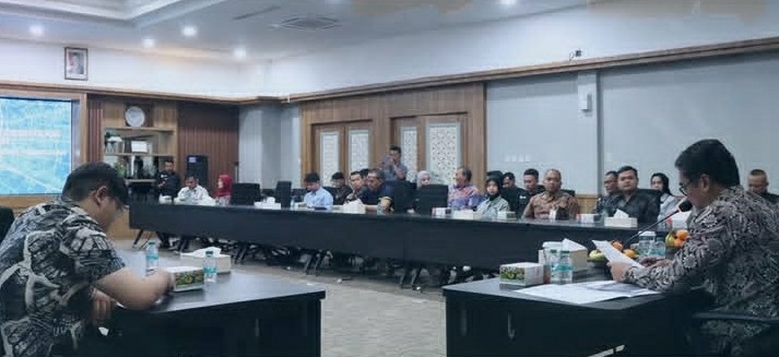 Sekda Garut Buka Rakor Intensifikasi Pajak Daerah Bersama OJK, Perbankan, dan Pegadaian