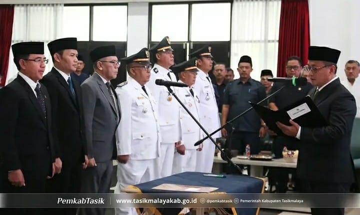 Bupati Tasikmalaya Cecep Nurul Yakin melantik 59 pejabat di Aula Pendopo Baru Kabupaten Tasikmalaya. (Sumber: @pemkabtasik)