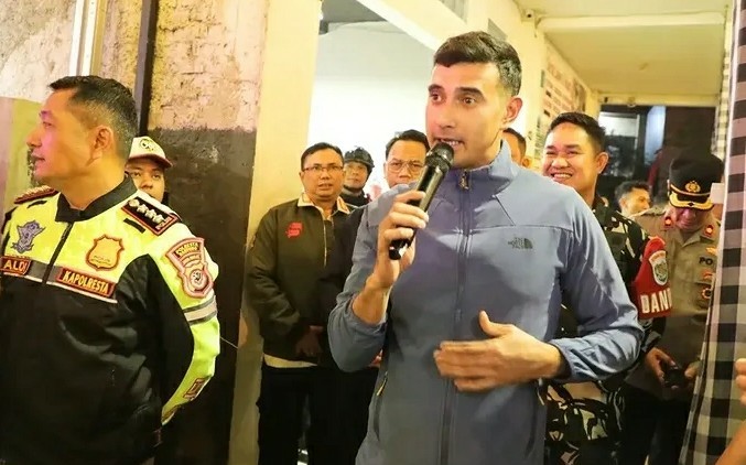 Wakil Bupati Bandung Ali Syakieb menghadiri Apel Patroli Skala Besar di Mapolresta Bandung. (Sumber : @prokopimkabbandung)