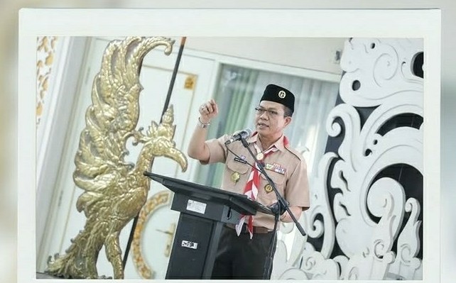 Bupati Bandung Dadang Supriatna melepas kontingen Pramuka Kabupaten Bandung menuju Jamnas XII 2026. (Sumber : @prokopirmkabbandung)