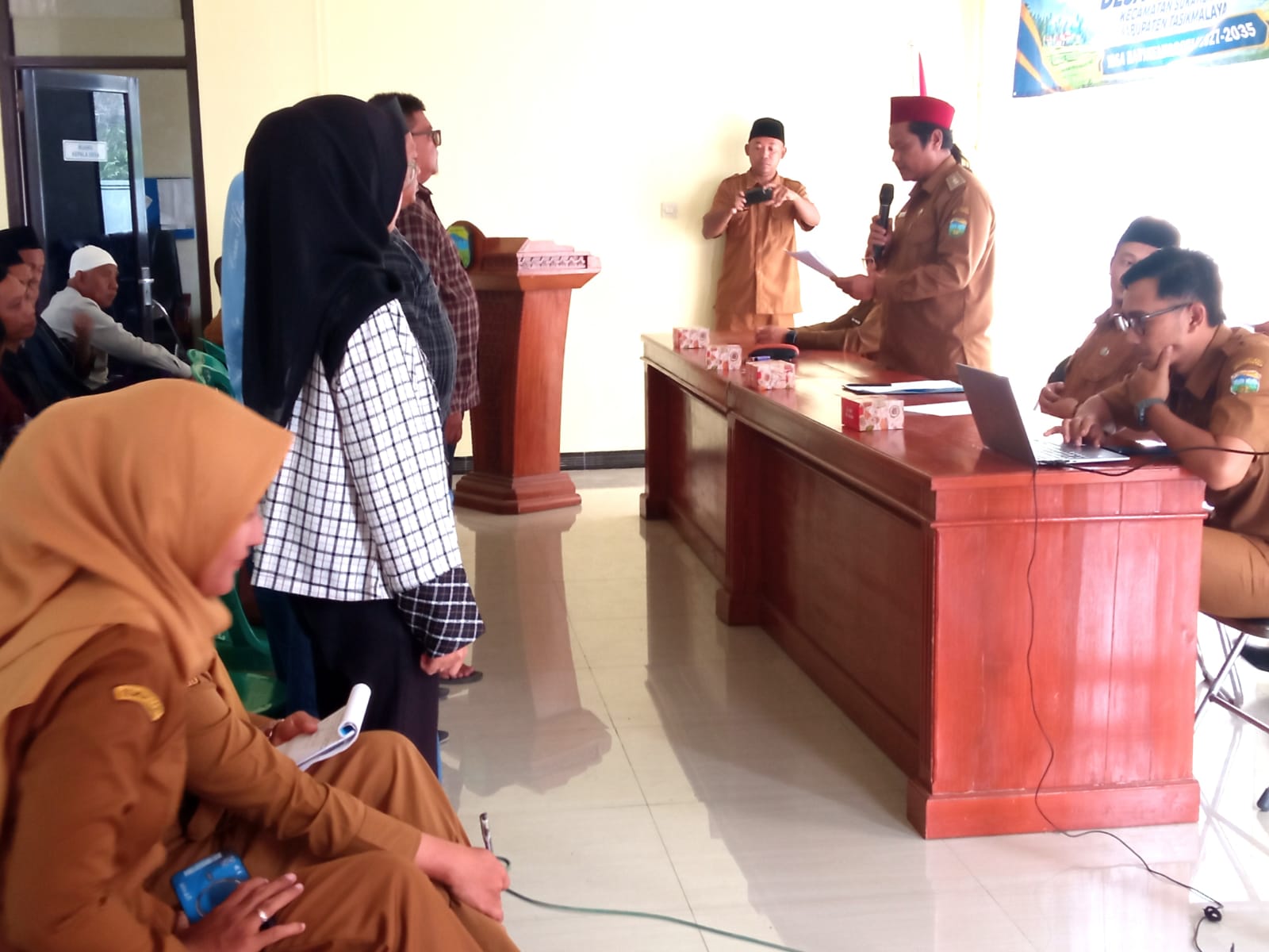 Tujuh Anggota BPD Banyurasa Resmi Ditetapkan